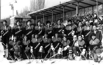 Македонска хокеј историја: Лебедова хокеарска песна на Скопје Макотекс
